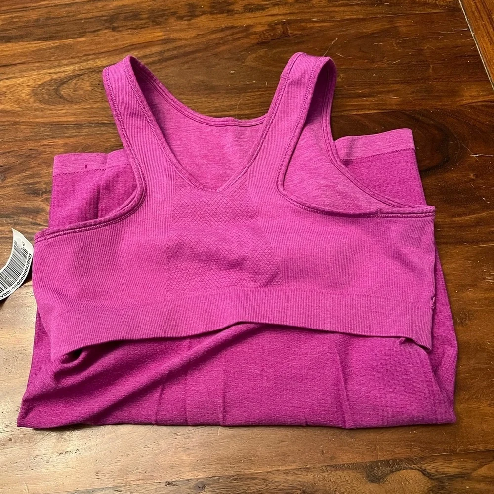 Lululemon Athletica racer back athletic top. Size 6. Preloved